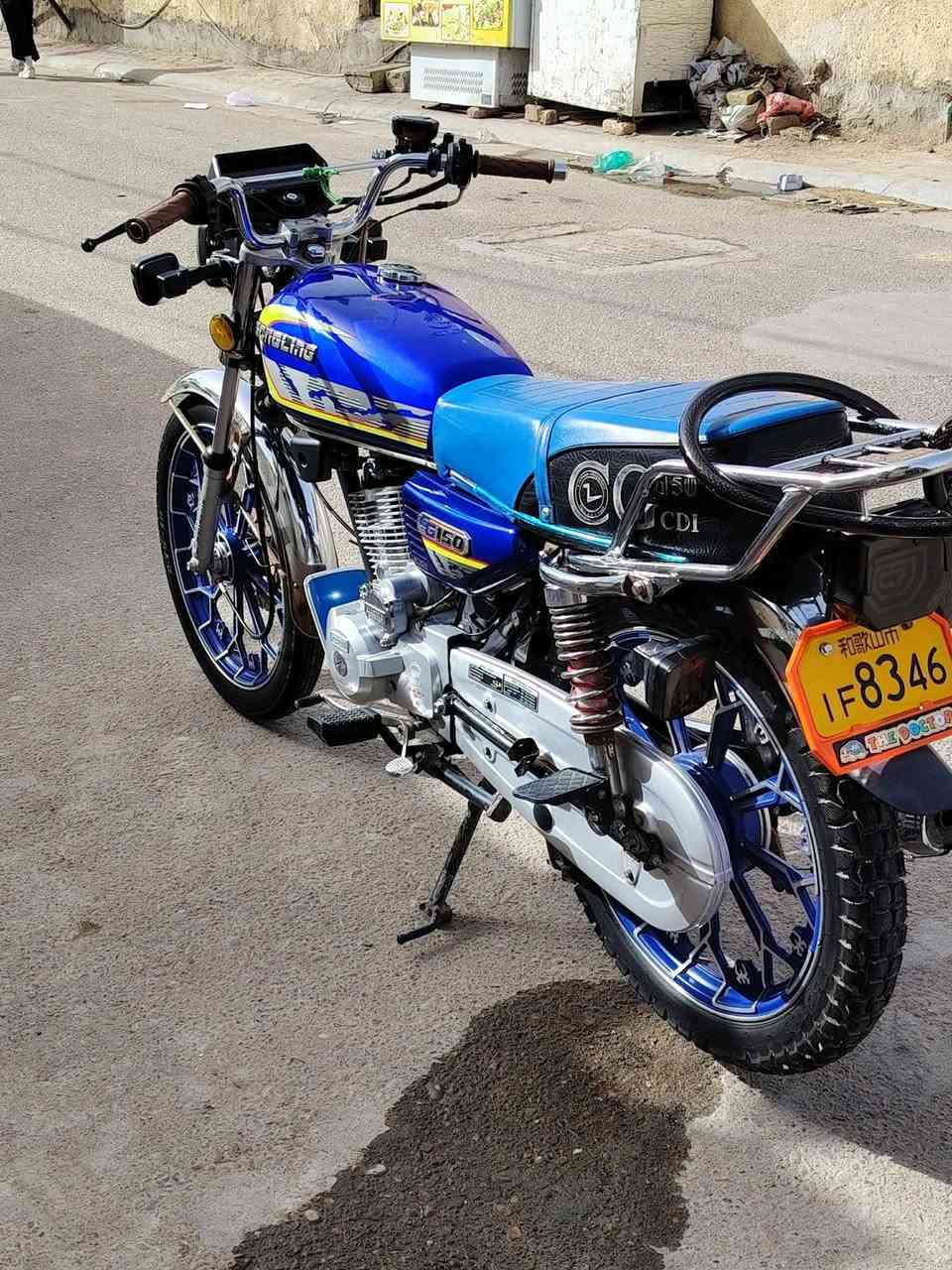 سلام عليكم دراجه البيع نوع سيفان مديل24 كفاله عامه دشبول كتروني درجه مفوله جاهز من كلشي التصال هاذ رقم***********
