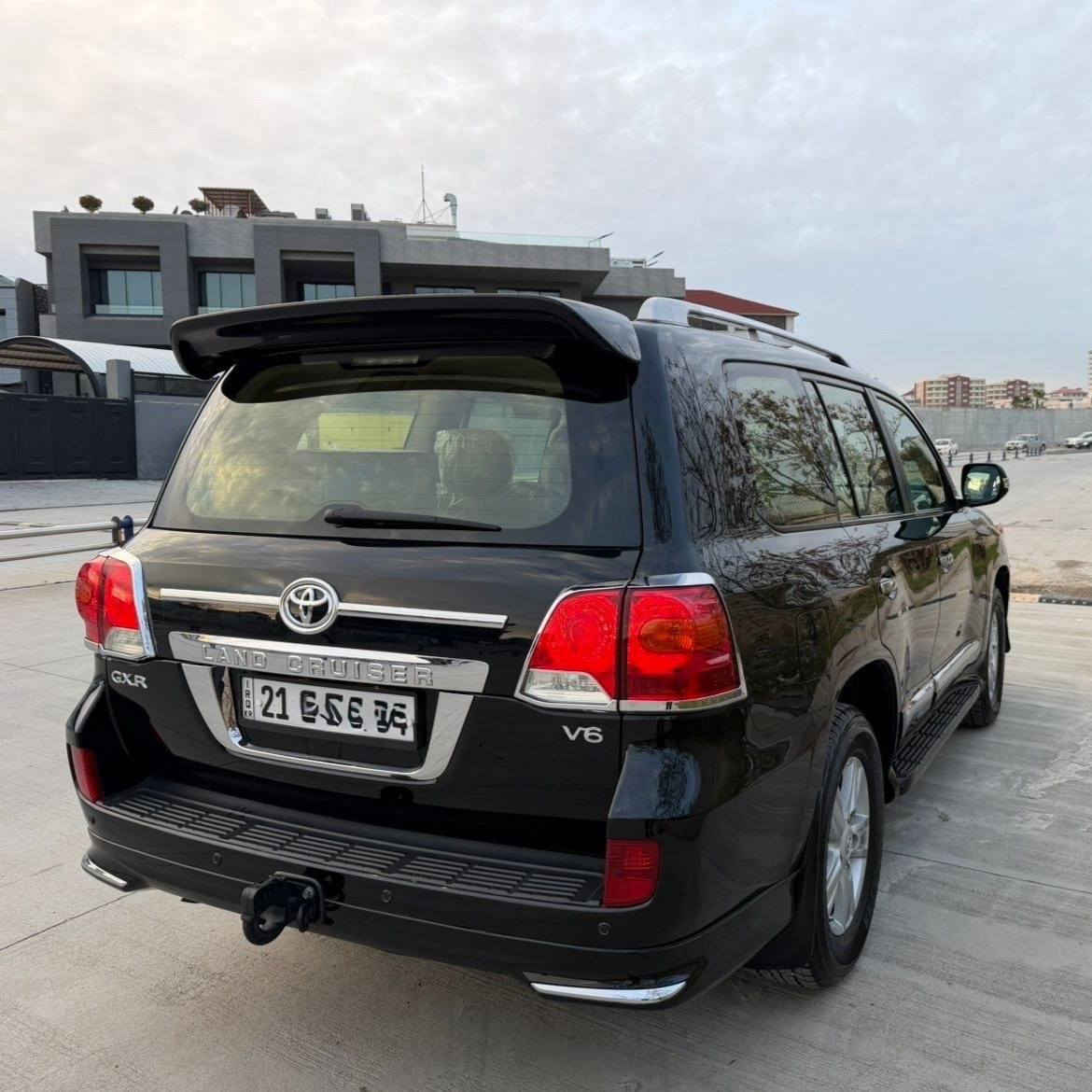 تۆیۆتا لاندكرۆزەر 2015 GXR  ڕەنگی ڕەش بڕێمی 
تەنها 115 هەزار کم ڕۆشتووە 
بێ بۆیاخ و بێ كردنەوە 
دەعامی بە شەرت 
ڕەقەمو سەنەوی تازەیە
 مواصەفات  برێمی 

سعر : لە کۆمێنت داوای بکە ڕاستەوخۆ بۆت دێت 🤖 

گێر و مەکینەی بەشەرت 
هیچ کێشەیەکی تێدا نییە 

ژمارەی خاوەنەکەی 
***********
