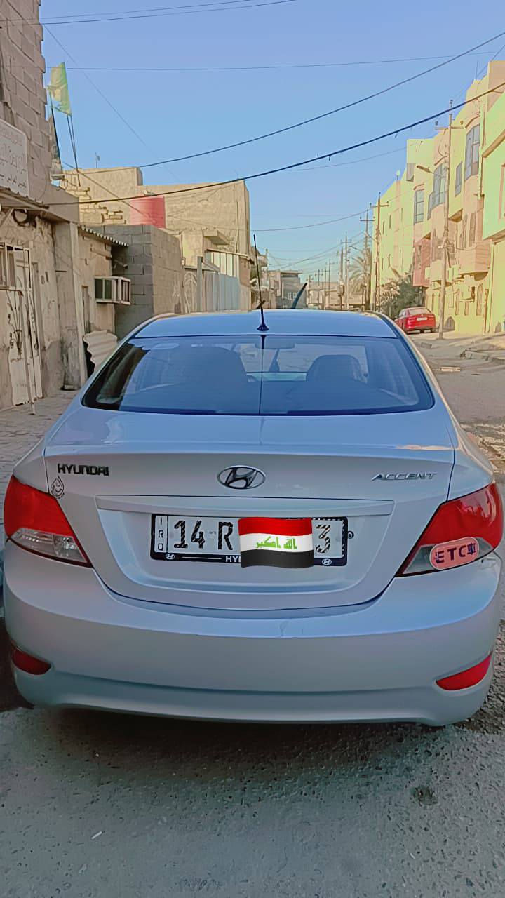 اللهم صل ع محمد وال محمد 
السلام عليكم  اكسنت خليجي 2013 رقم انگليزي جديد سنويه ل2031 محرك 1600 مكفوله من التبديل بيها صبغ بالجاملغ الخلفي الوره السايق وشويه من الباب والباقي كله مكفول السعر 85وبيها مجال بسيط حگ الجيه مكان السياره البصره
الاستفسار ***********
