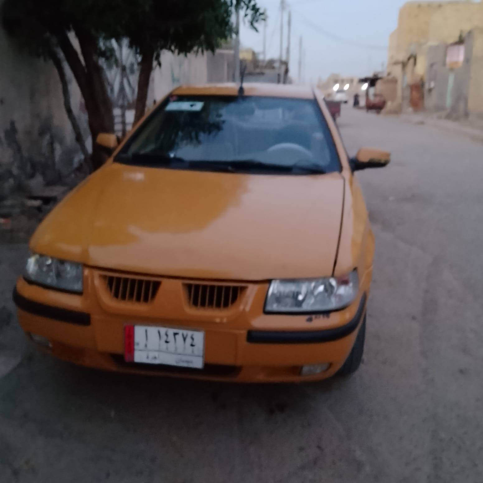 السلام عليكم سمند للبيع موديل ١١ مصفره هيئه وغرامات سنويه لحد ٢٧ رقم ميسان سياره حلوه عوزه ترتيب وبيه ملاحضات دوس وهلالات جبن مكينه وكير سياره حلوه معروضه ٢٨ الشراي رقم راعيه اني مكلف استفسار اكثرر اتصال *********** سعد الدبي
