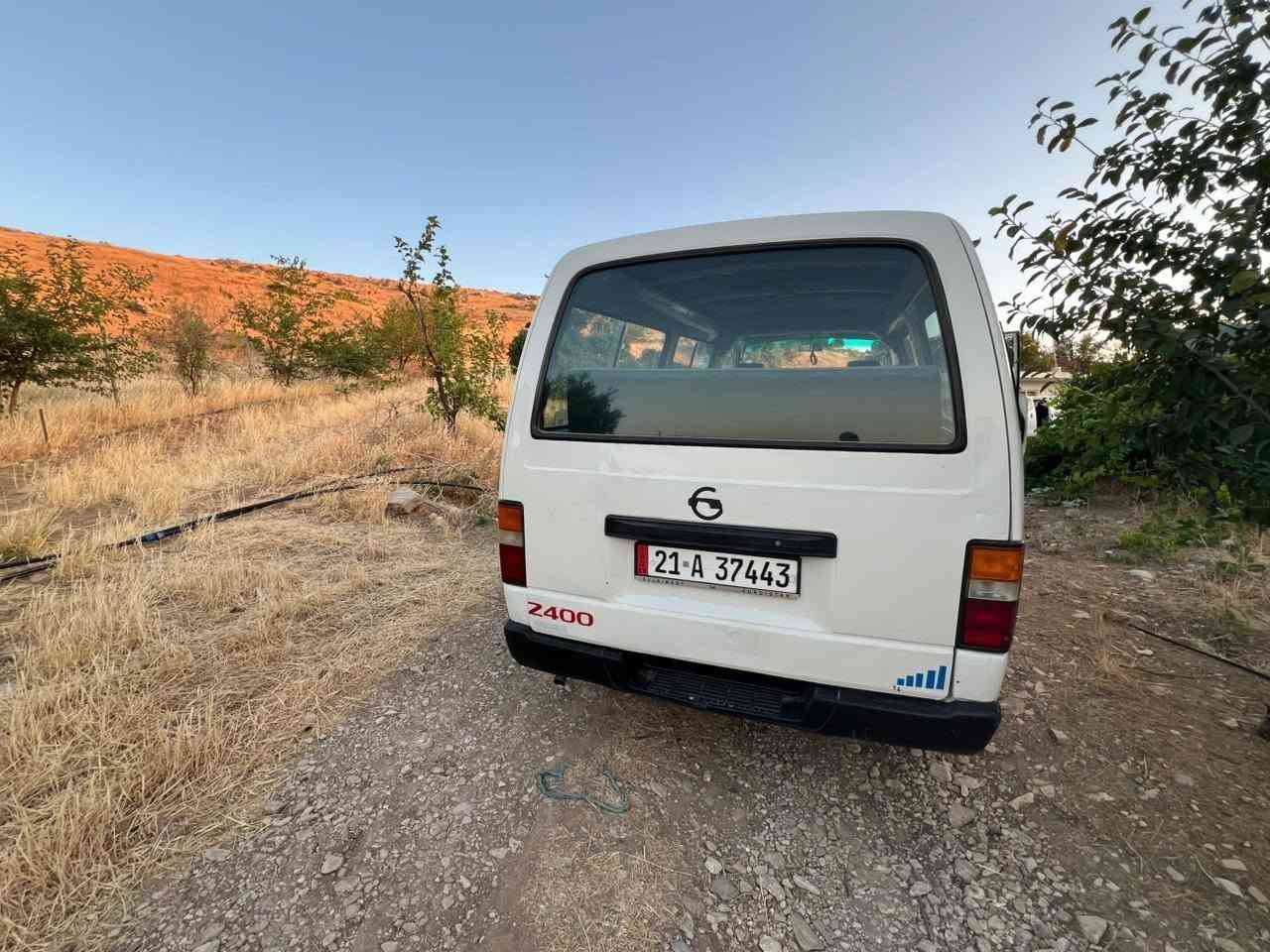 نيسان يورفان مكفول للبيع
***********
