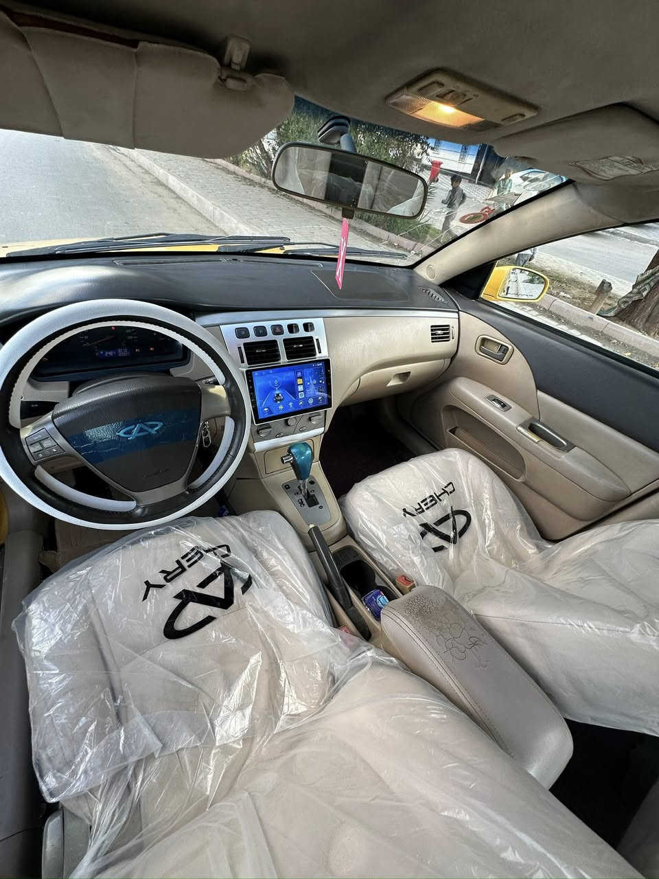 شيري A5 2011
اقره التفاصيل واتصل هـ  علي ***********
📍السياره بأسمي رقم بغداد مصفره من كلشي 
📍 كلش نظيفه وماشيه 120 الف استخدام شخصي
📍مكينه كير مكفولات سياره بلاديه بدون تحوير
📍كهربائيات كلها شغاله تبريد ثلج تخم تاير جديد
‏📍 بيها ضربه بلجنطه والجاملغ الامامي السونار مرفق
📍 مكاني بغداد العبيدي السعر37
