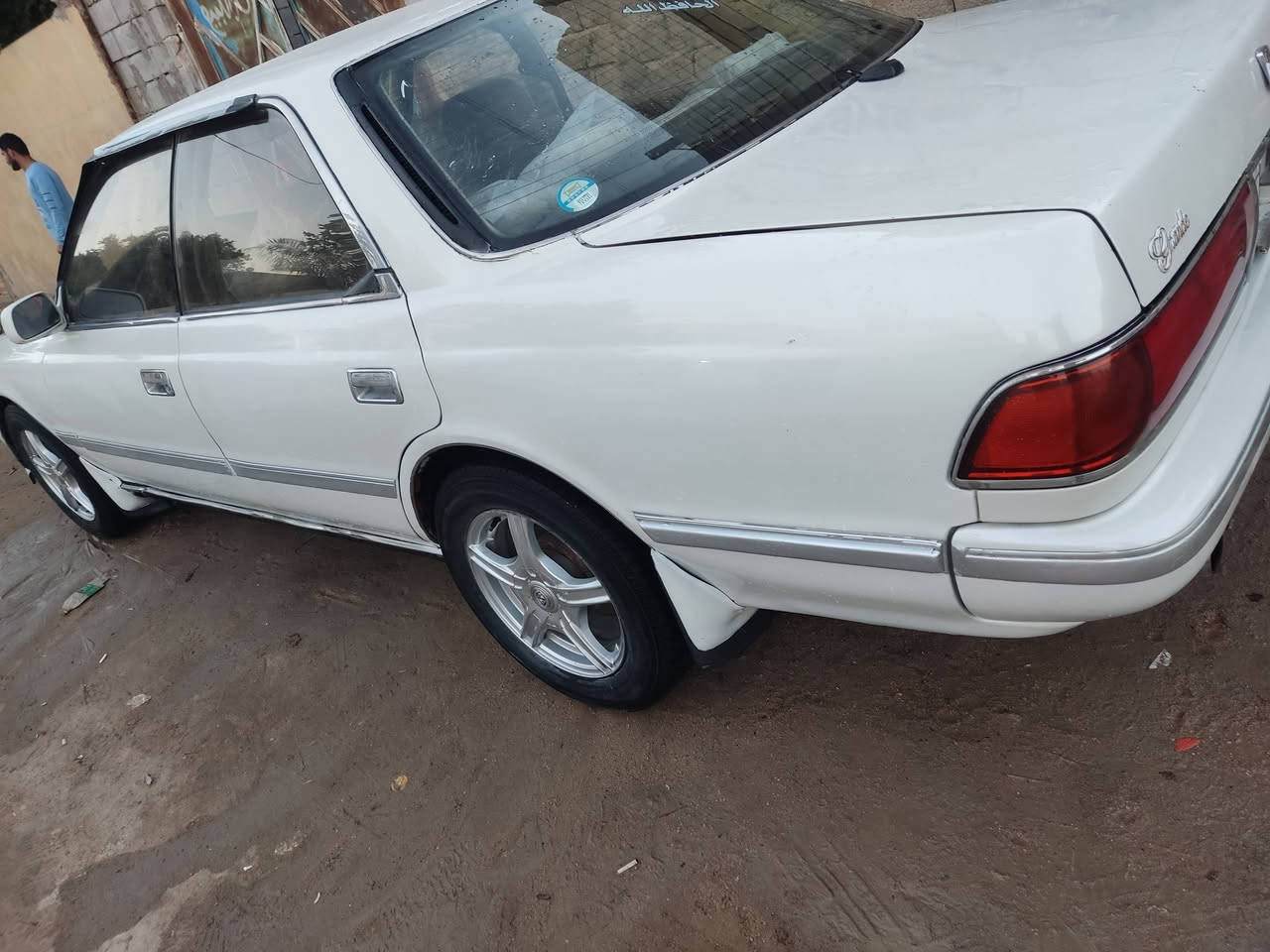 السلام عليكم مارك كصيف للبيع مكفوله كصه ونقل جثه وضربه حداده جديده كهربائيات كلهه شغاله مكينه vvt تخم تاير كله جديد رقم ذي قار تحول ثاني يوم مكان السياره بصره زبير رقم الهاتف ***********
