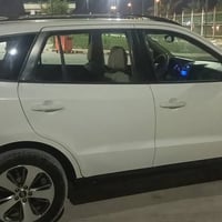 ٢٠١٢ • محرك 2400 • ٧ راكب