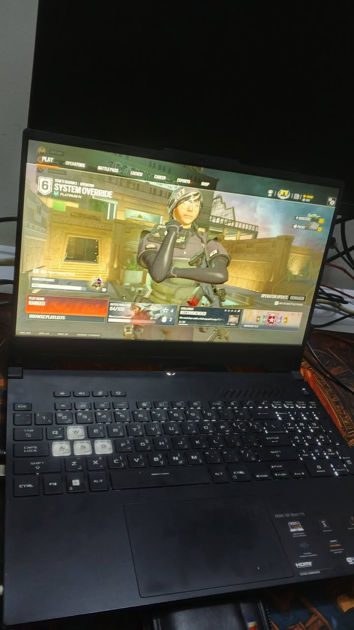 السلام عليكم 🌹
لابتوب مستعمل للبيع
موديل FX517Z / ASUS TUF Dash F15

مواصفات :
I7 12650H
16gb ddr5 4800mhz ram
Rtx 3070
1tb m.2 nvme gen3 lexar
1080p 300hz monitor 15.6 inch
+ شاحنته الاصليه و جنطه
بي بس usb واحد ميشتغل
باقي المنافذ كلهن شغالات من usb a
و usb c
وبطاريته ما متعوبه

السعر 1,250
مليون و ربع
السعر ثابت رجاءا سعره بالصناعه مليون ونص لو مليون و 400 اذا مو اكثر

توصيل متوفر
 عنواني بغداد السريدات الجديدة وره صيطرة 
تريد توصيل تريد تجي وتفحص باليعجبك
***********
