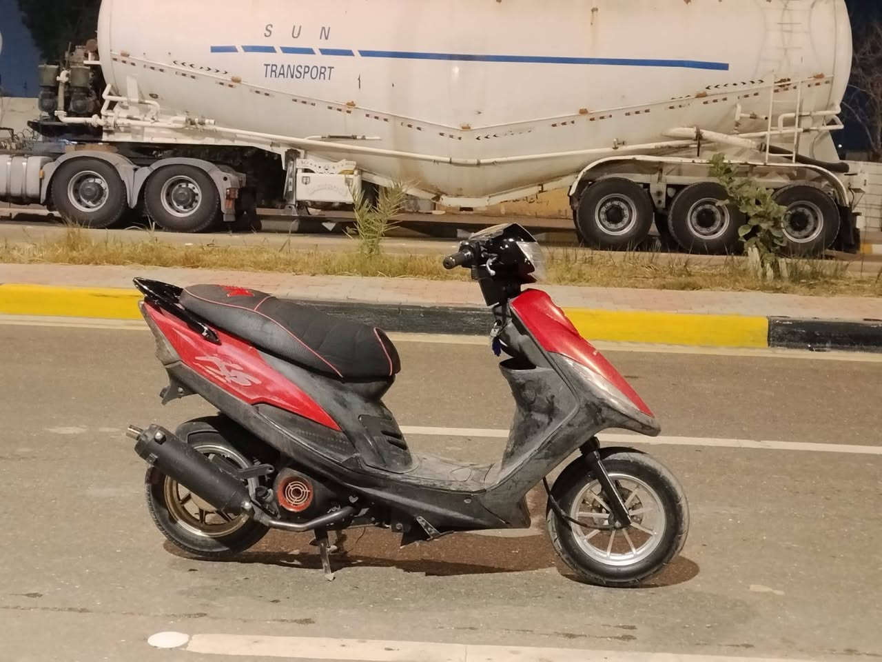 سلام عليكم ماكس للبيع نضيفه مختمه مكينه مفتوحه مره وحده مزوده ٥٥
كهربائيات كله شغاله صالنصه إف إم سوبر دراجه نضيفه 
سعر ٦٠٠وبيه مجال 
***********
خاص موجود
