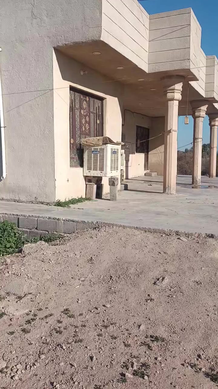 السلام عليكم..
ارض للبيع مساحة 1700م نوع الأرض عقد 17 مع بيت ومشتملين العنوان ابي غريب عرب چلوب ، ملاسقة للسكني تبعد عن شارع العام 3 دقايق
للإستفسار ***********
 مباشر مع صاحب الملك
