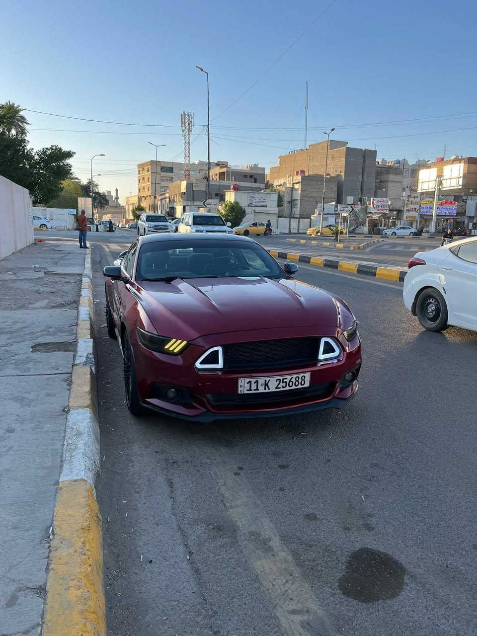 السلام عليكم 
موستنك ٢٠١٥ محرك ٦ مواصفاتها معروفة بسمي بغداد حادثها من امريكا جاملغ خلفي وبالعراق جاملغ امامي ، السونار وصور الحادث بالمنشور 
رايدها ب١٤٣ 
مكاني حرية - قادسية
***********
