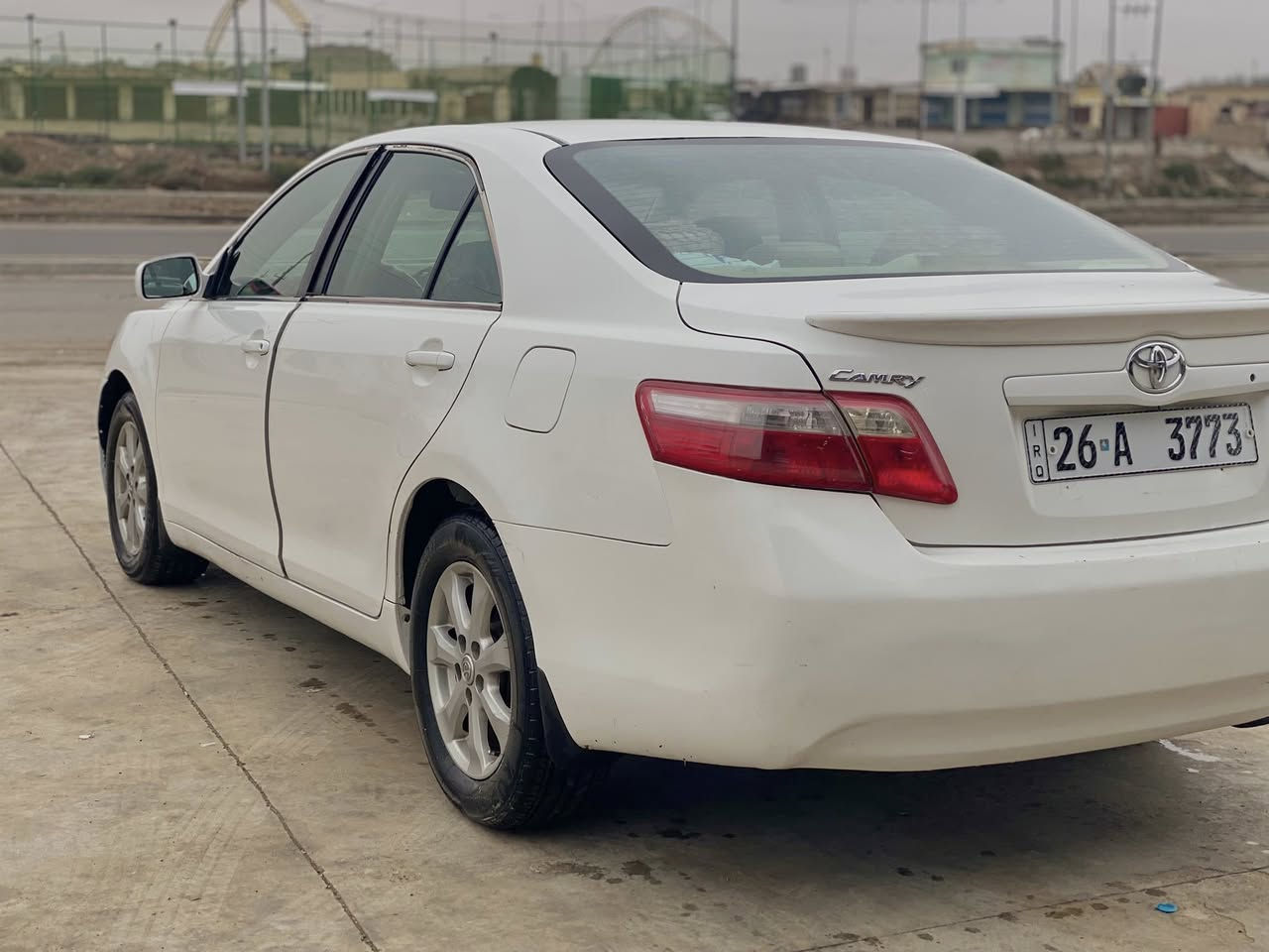 السلام عليكم
كامري خليجي 2009 
رقم دولي جديد بأسمي
لون ابيض عادي 
محرك 4 سلندر  2400
گير محرك شرط 
تخم تايرات جديد
صدر نص عمر 
لايت زنون LET

*ضررها قطعتين بنيد وجاملغ بدون دواخل

السعر المطلوب : 118$ وبيها مجال
للاستفسار اتصل : ***********
