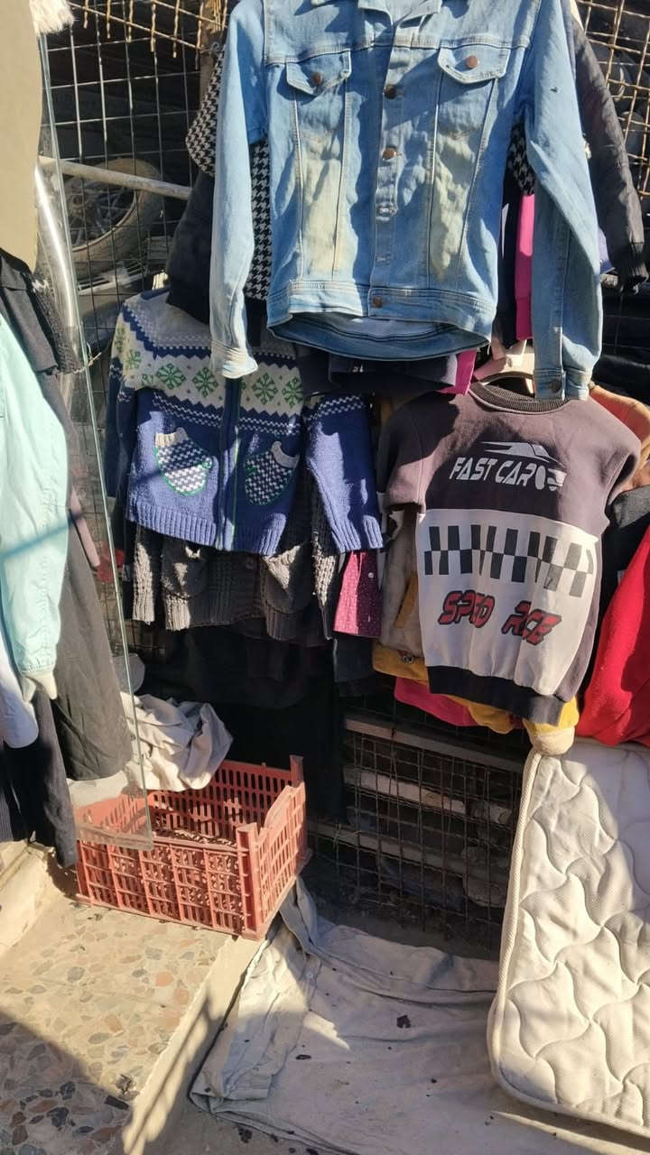 سلام عليكم تصفيه محل باله ابيع شلع وبعد بي نواعم ماا غراض سعر مناسب مكان بشرطه الخامسه اتصال عل رقم ***********
