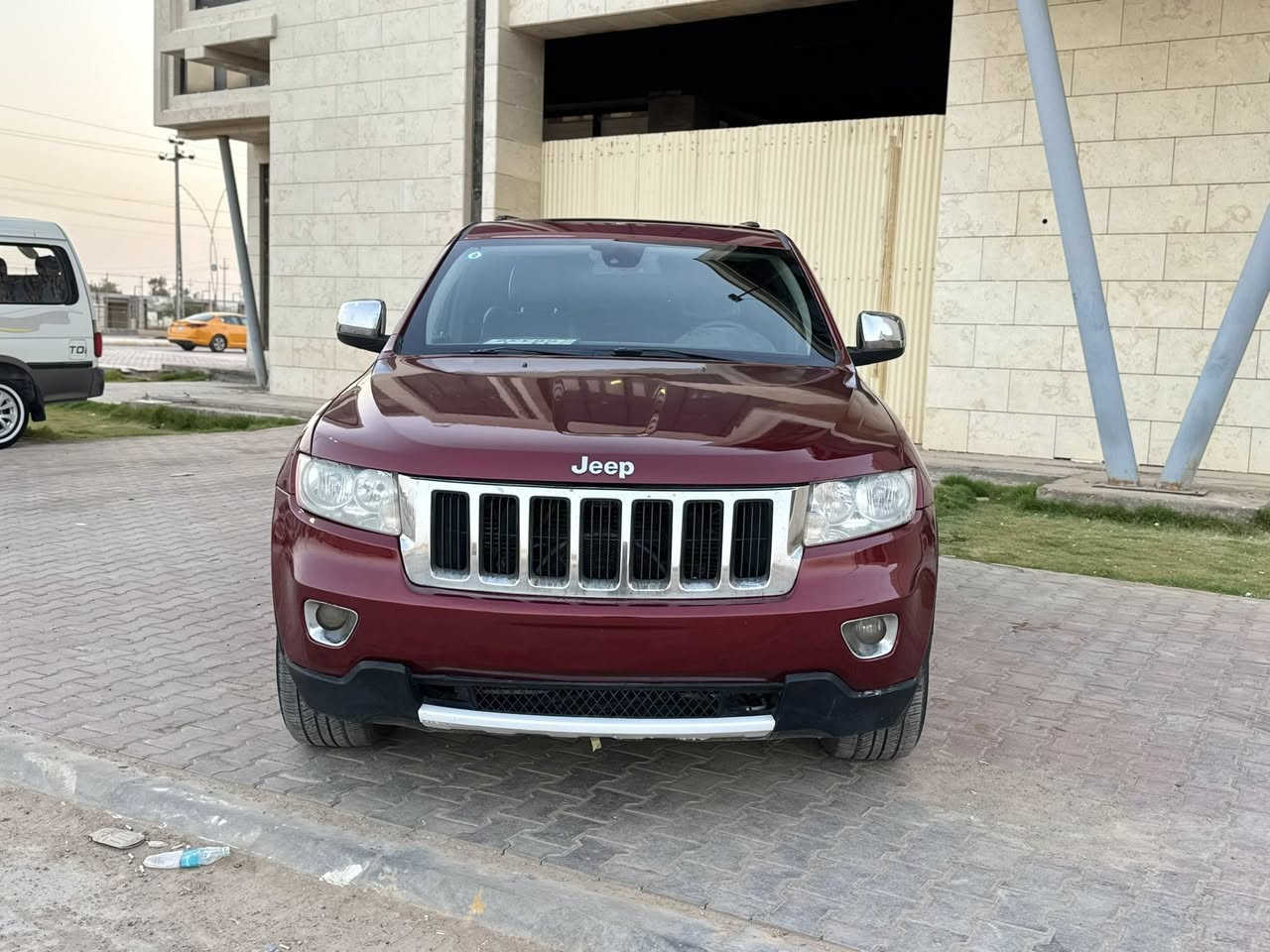 جيب 2012 v8 هيمي 
السياره فول مواصفات لمتد
السياره جاهزه بدون اي نقص
رقم بغداد تحويل ثاني يوم
السعر 140
***********
