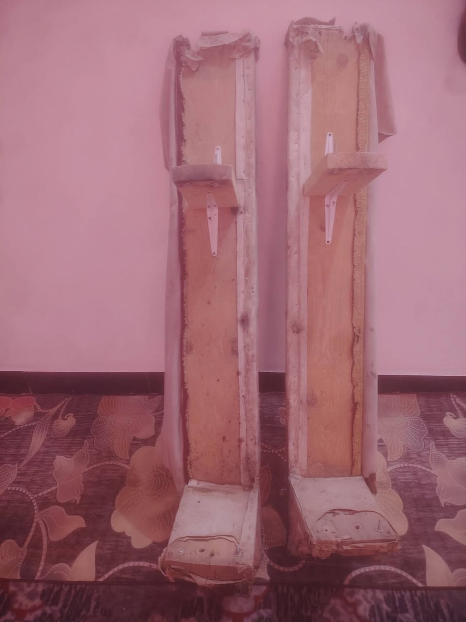 سلام عليكم مصطبات جدد مدوشمات وكاملات جيب وشد يرهمن ع الأمتار وع الجمره السعر ب45وبيهن مجال حك جيه رقمي *********** مكاني بخان نص
