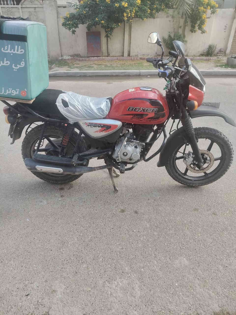 السلام عليكم دراجه بوكسر للبيع موديل 21 دراجه مشدود لها ماكينه زيرو قبل شهرين مكان بغداد البياع دراجه نظيفه فول ومرقبه وسنويه جديده دراجه مكينه كفاله وهذا رقمي او خاص السعر 2 و200 وبيها مجال    ***********
