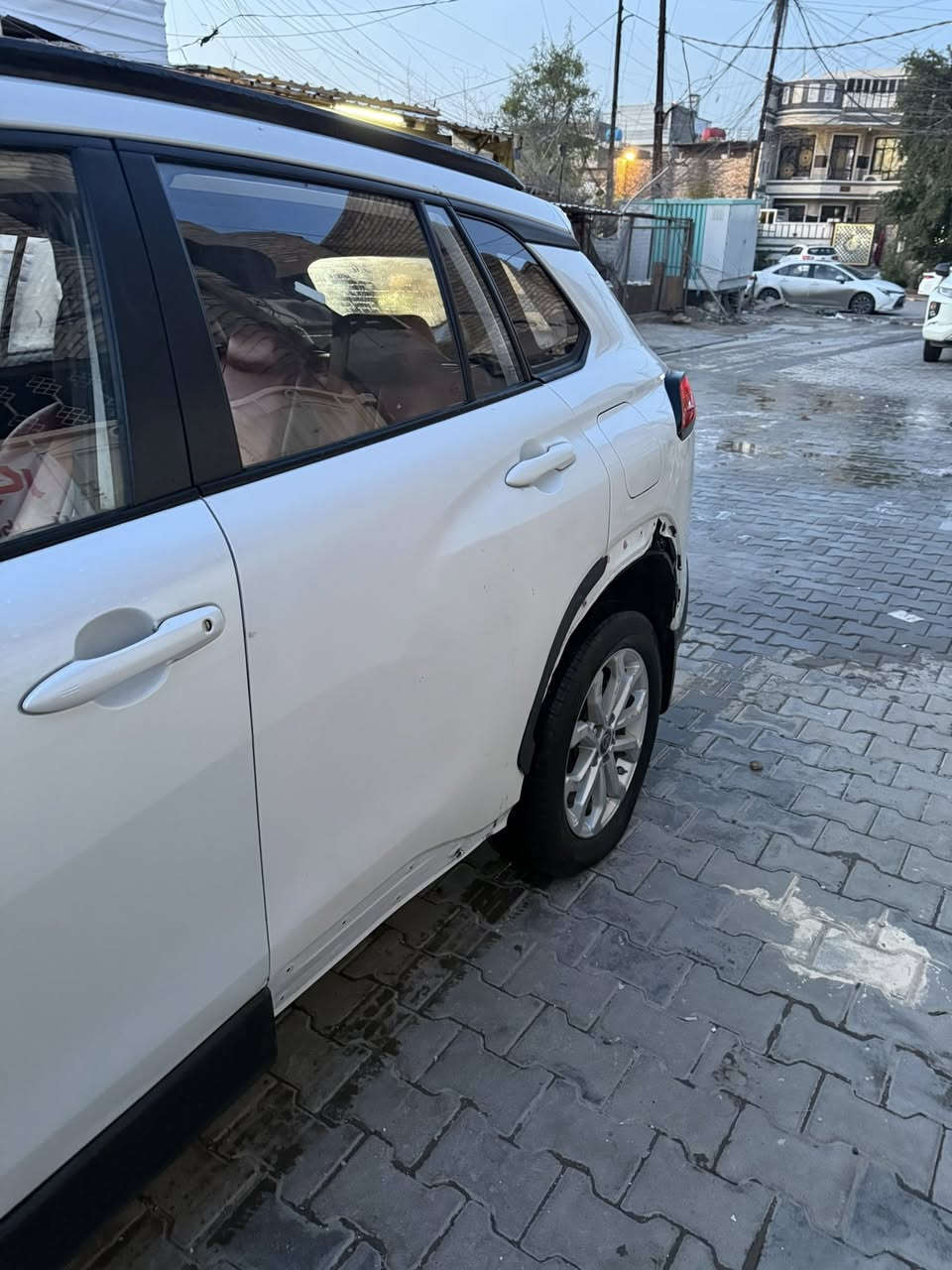 سلام عليكم
تيوته فورت لندر موديل24سياره موضحه بصوره تجي تكلب اي ستفسار تواصل 
***********
