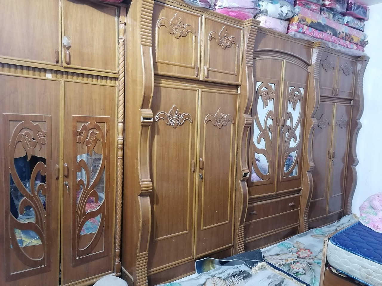 للبيع***********
