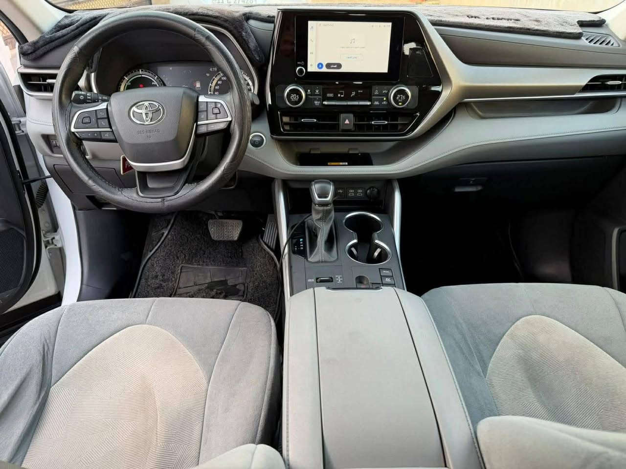 للبيع سياره هايلاندر هايبرد موديل 2024رقم بغداد مكفوله كفاله عامه ماشيه 28 تواجد السياره الانبار 
السعر 36 وبي مجال 
تلفون صاحب السياره ***********
