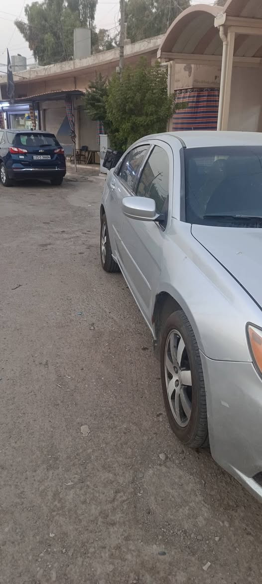 كرايسلر c200 موديل 2011 كير ومحرك بشرط سيارة جاهزه من كلشي تبريد و تدفئه بشرط جامات كهربائي كشنات كهربائي و سونار موجود سيارة موجود كركوك /تازة (بطاقه بانزين بيها ) سعر 85 بيها مجال للبيع مستعجل  استفسار رقم ***********
*********** كركوك, العراق
