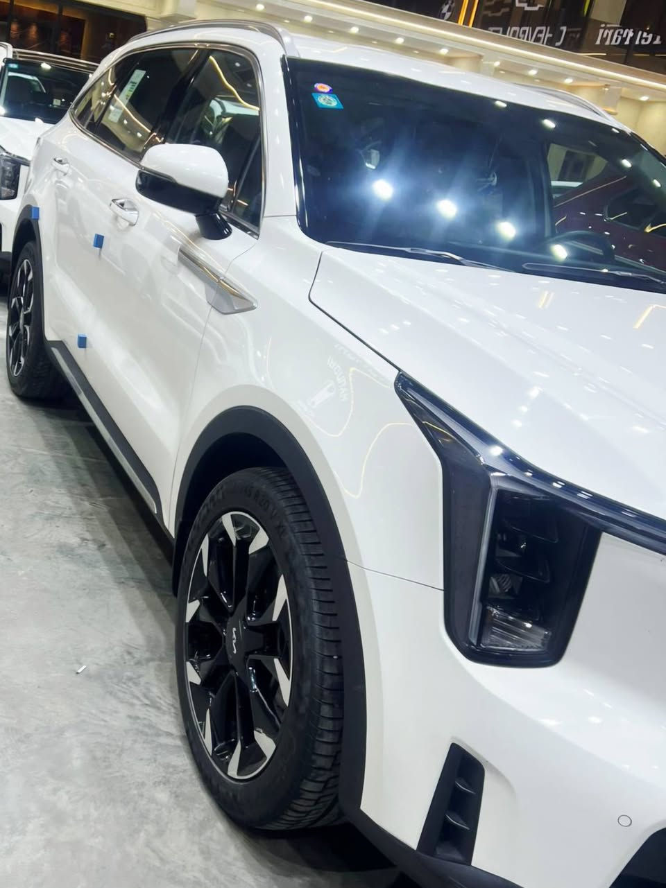 كـيا سورنتو 2025 رقم بغداد تحويل مباشر كفاله عامه من كلشي
ضمان دوليه  5سنوات
وضمان سنه صيانه
ماشيه 21000K
🔴محرك 3.5 لتر بقوة 291 
🔴كير ماوس 8 سرع 
🔴دخول ذكي ( بصمة ) وتشغيل عن بعد 
🔴تحكم ستيرن 
🔴شاشة apple carplay and android auto
🔴 كاميرا خلفية دوارة
🔴حساس امامي وخلفي 
🔴 كراسي كهرباء 
🔴 صندوق كهرباء 
🔴 7 راكب
🔴 3 قطع تبريد 
🔴 مانع انزلاق 
🔴 وضعيات قيادة 
🔴 مساعد نزول المنحدرات 
🔴زر تشغيل واطفاء الحساسات 
🔴اوتو هولد
🔴ويل حجم 20
🔴 شحن لاسلكي
السعر((325)) مكان السيارة بغداد اتصل ع الارقام
***********
***********
