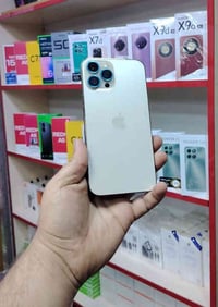 ايفون 12 برو ماكس • ٢٥٦ • بطاريه ٨٣٪