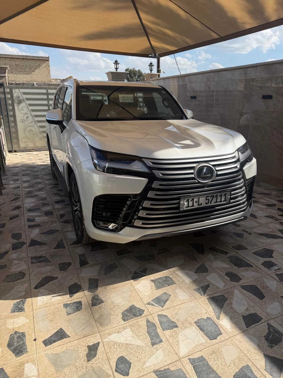 للبيع لكزز ابلاتين يوم ابريم اصلي فول موديل 2023 مكفولة ومغلفة ماشية 12 ألف فقط بسمي عدة غراض الصندوق ممفتوحة سعره 1150 دعش شدة ونص مكان بغداد الدورة *********** بغداد, العراق
