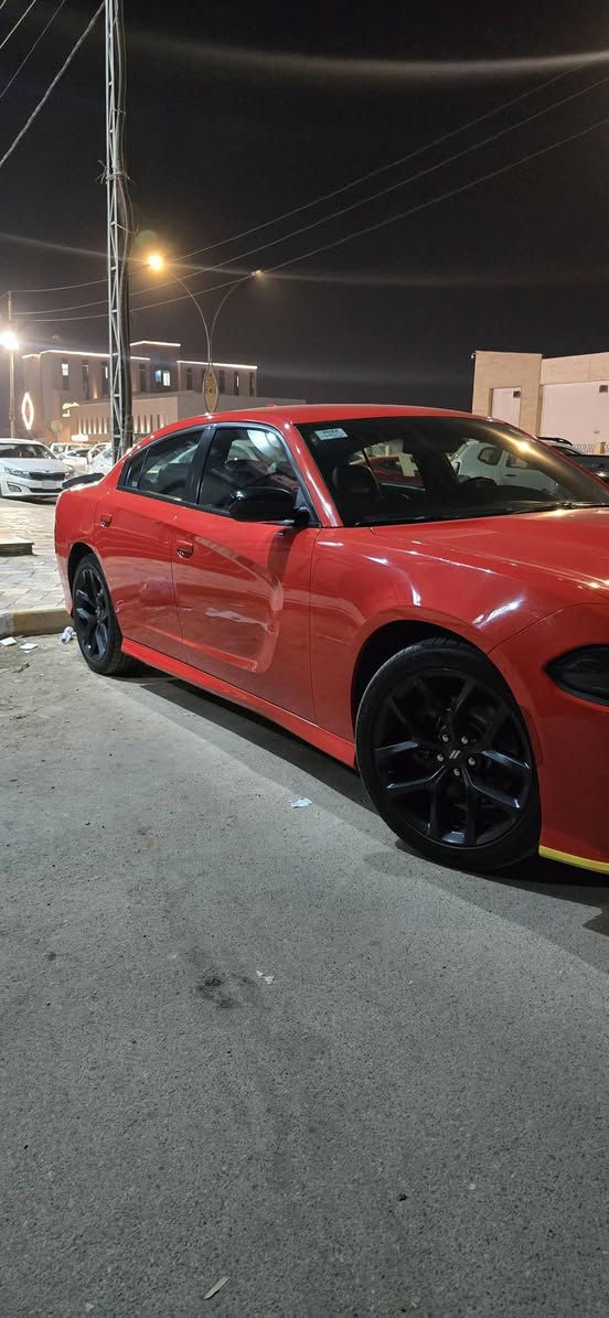 السلام عليكم
دودج جارجر 
موديل 2022
سياره وارد كندي كلين تايتل 
مواصفات GT_PLUS
محرك 3600
المسافة المقطوعة 63000

السيارة فول مواصفات ما عدى فتحة السقف 
السعر $33000
مكان السيارة الديوانية 
***********
