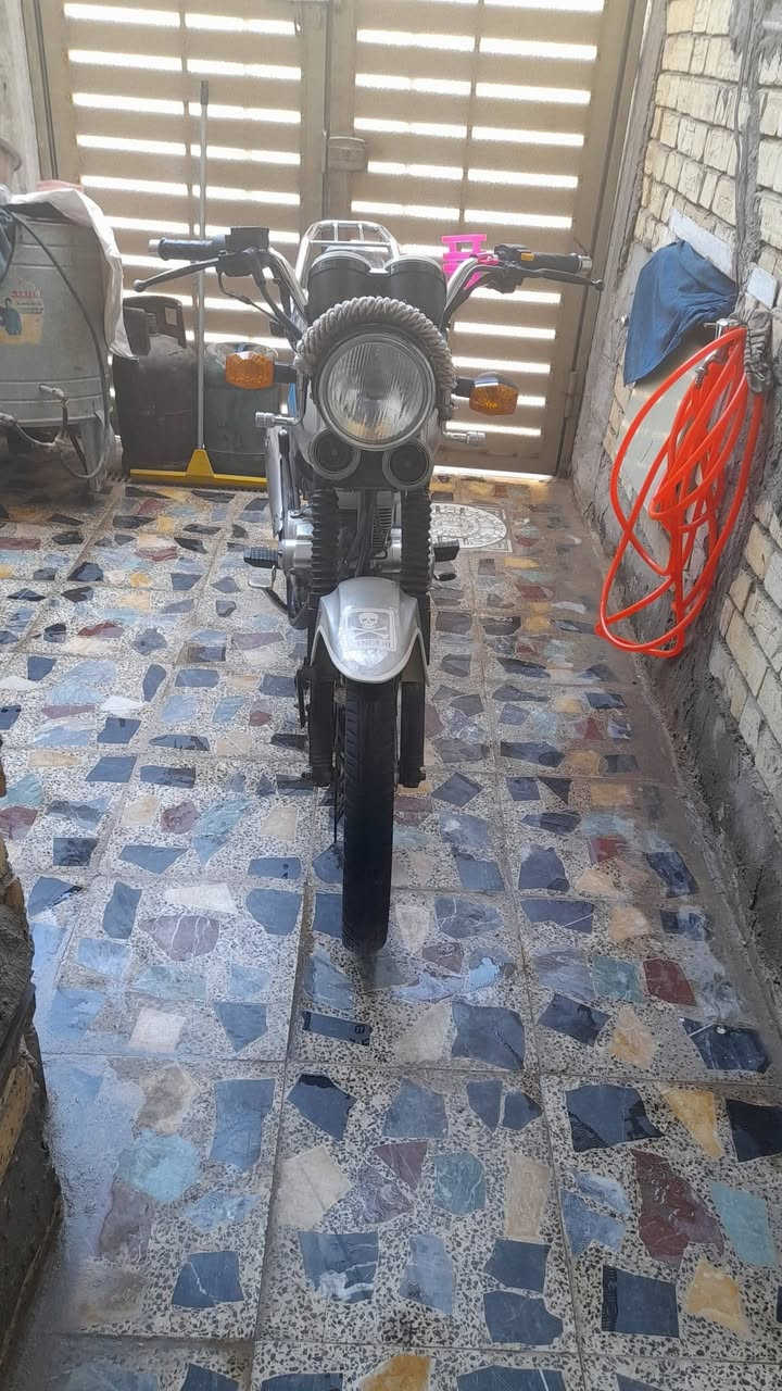 سلام عليكم دراجه للبيع دايون مديل 18 اوراق اصوليه السعر 800 وبيه مجال رقمي ***********. مكاني كربلاء القدس
