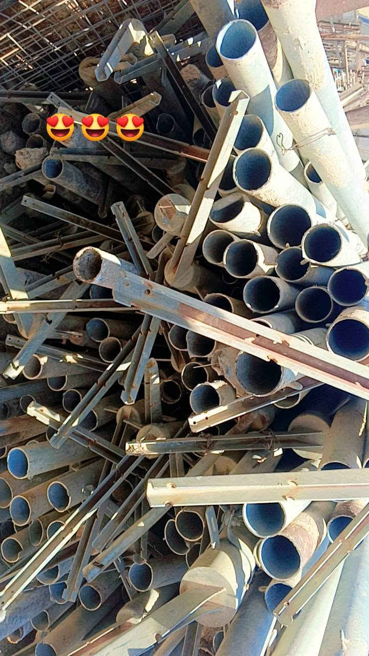 سلام عليكم بوري مدور 3 انج اكو  4 انج اكو طول 3 اكو 2ونص كميه 400 بوري   مكان بغداد نهايه شارع الفلاح اتصل ودلل  ***********
