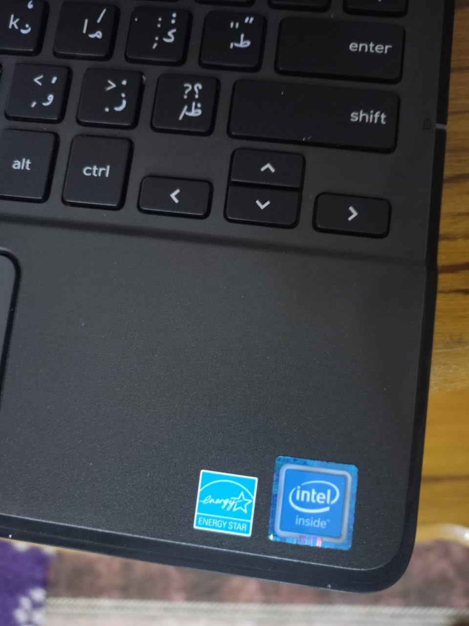 لابتوب دل f22
شاشه 12.5 انج فول HD
حجم الذاكره 16
عشوائيه 4
كيبورد عربي انكليزي
دبل سبيكر
منفد Usp 2
منفذ سماعات AUX
HDMI تقدر تربطها على التلفزيون
بطاريه 10000ملي امبير
تشغيل متواصل 3 ساعات الى 4 ساعات

الابتوب يربط على ماوس خارجي 
كيبورد خارجي
وطابعه Hdmi
الجهاز يوصلك نضام الكروم تريده يبقه كروم تريد تحوله وندوز  
السعر 50


**إذا كنت صاحب هذا الإعلان وتريد حذفه لأي سبب، رجاءا أرسل رسالة إلى الدعم الفني**