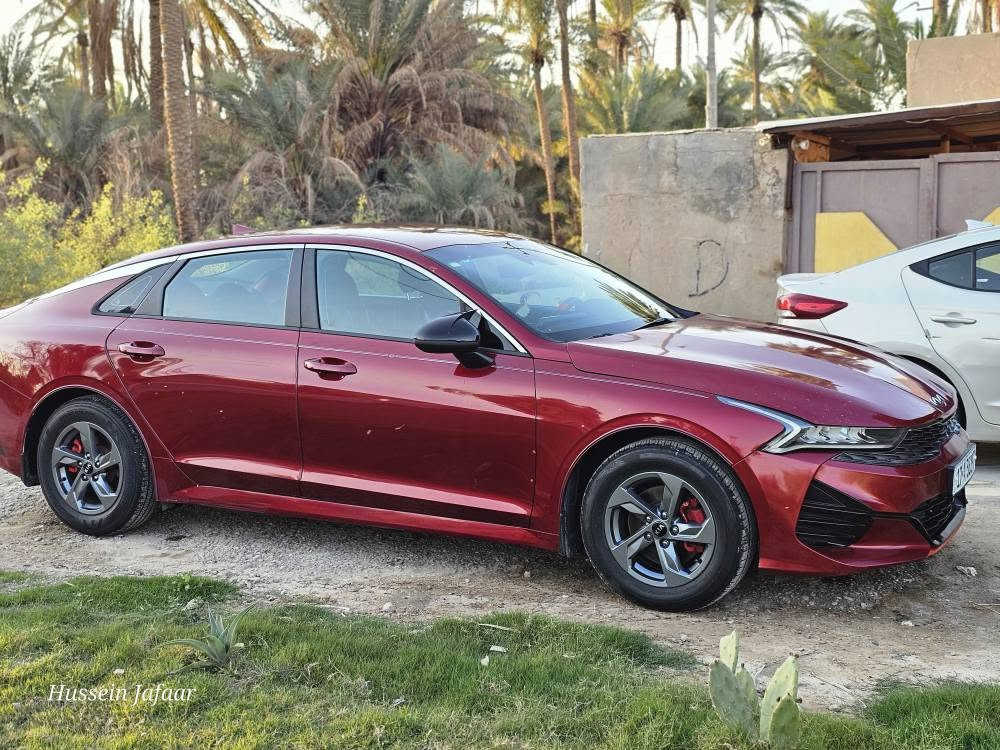 K5 
2021 لون ماروني 
مكينة ١٦٠٠ توربو 
مواصفات LX 
حادثها مرفق 
السعر ١٤٠ 
معوقين وكالةعامة 
مكاني الشامية /محافظة الديوانية 
*********** 
متواجد فيس وواتساب واتصال كوفة, النجف
