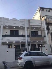 يحتوي على ؛$ كراج ‏ واستقبال وحولي مطبخ حار ‏وبارد ومنور و3 غرف نوم و ...