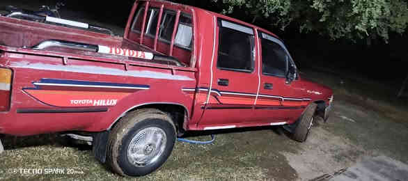 بيكم تيوته 90مكفوله من الكلبه وظربه رقم بغداد نكليزي بسمي بس تستلم لوحات وتشدهن
كهربائيات كله شغاله حته جرس مال جوزه شغال  4تايرات بجيس حداديه كله جديده
مكينه وكير ثريواي بجيس دواخل جديده دشبول عسلي 

سياره ترايك وين مايعجبك سعره 52وبيه مجال لشراي 

مكانه ناصريه رفاعي.  ***********
***********
