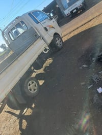 كيه موديل 2004للبيع  مكان بغداد الرضونيه السعر 70وبيه مجال  صاحبه 0782...