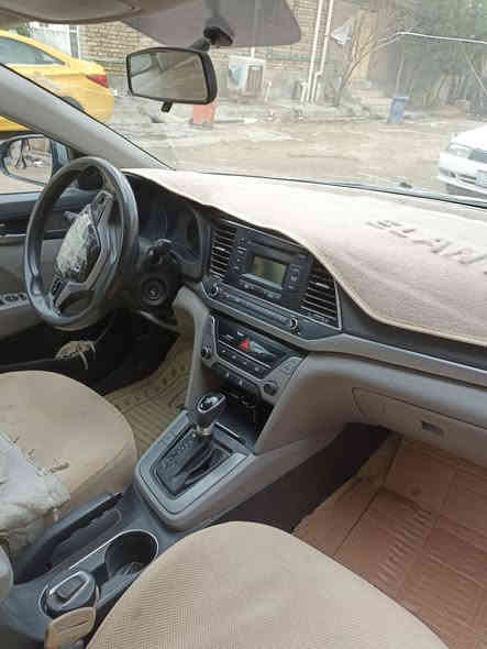 انتره امريكي موديل 17 ضربتهه بأمريكا جاملغ وبنيد مابدلات نفسهن وبيهه كرده بالبيبان الجهه الايسره ومصبوغات السياره ليبل واحد مابدل بيهه شي السعر 105وبيهه مجال الرقم ***********
