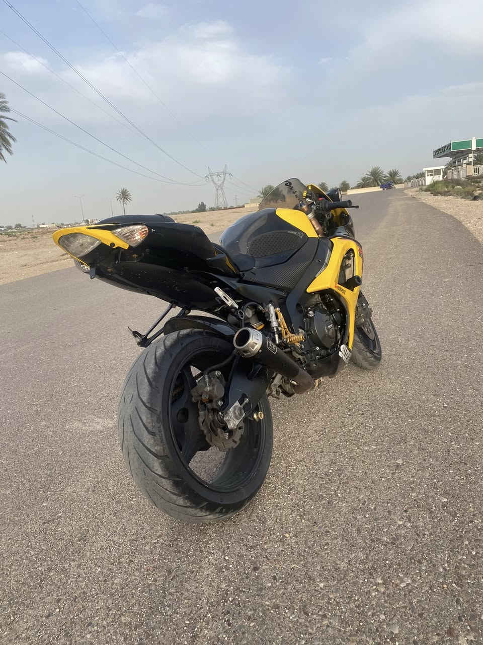 سلام عليكم
جكسر 1000 موديل 2008 كفاله عامه برمجه 3 مودات برمجتها رعب الدراجه كامله من كلشي مناقصها شي ترايك باليعجبك السعر 46 وبيها مجال قليل وماكو هيج سعر بهذا الموديل مكاني بغداد المحموديه رقمي ***********
