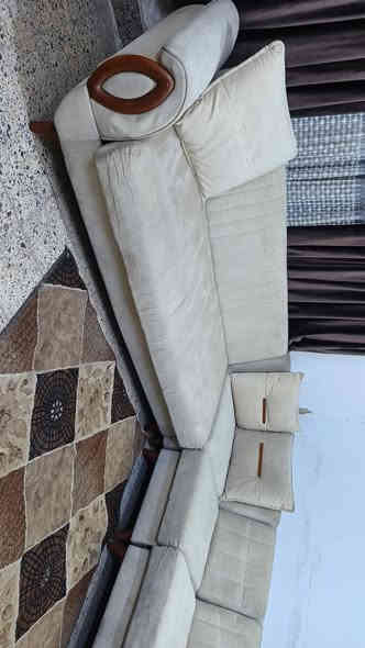 ديوان تركي سرير ومخزن 7 مقعد 💺 اخو جديد اي ضرر مابي تفحص وتاخذ سعر ,,225,,بي مجال مكان لبياع *********** يوجد واتساب
