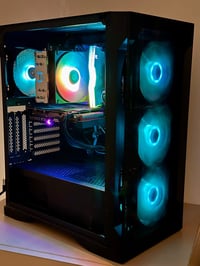 كرت RTX 3060 • معالج i5 12400F • شاشة 27 165Hz