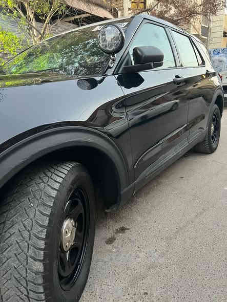 اكسبلور بوليسي هايبرد حادث السياره بارد بالصندوق على گد كف اليد بدون تبديل بدون ايرباك السياره ماشيه 19 صبغ 4 ابواب لانه اجت من امريكا بيبان لون ابيض السياره مكفوله من الحادث عدا باب الصندوق بي بارد مرقم بغداد بأسمي اني المستورد شادلهه كشنات مال لمتدد سياحي 7 راكب ومشتريلهه فرس بعده ما مشدود انطي وياها الارضيه مغلفه جلد وعازل حراري السعر النهائي بدون عمله 190 بدون مراوس رقمي ***********
