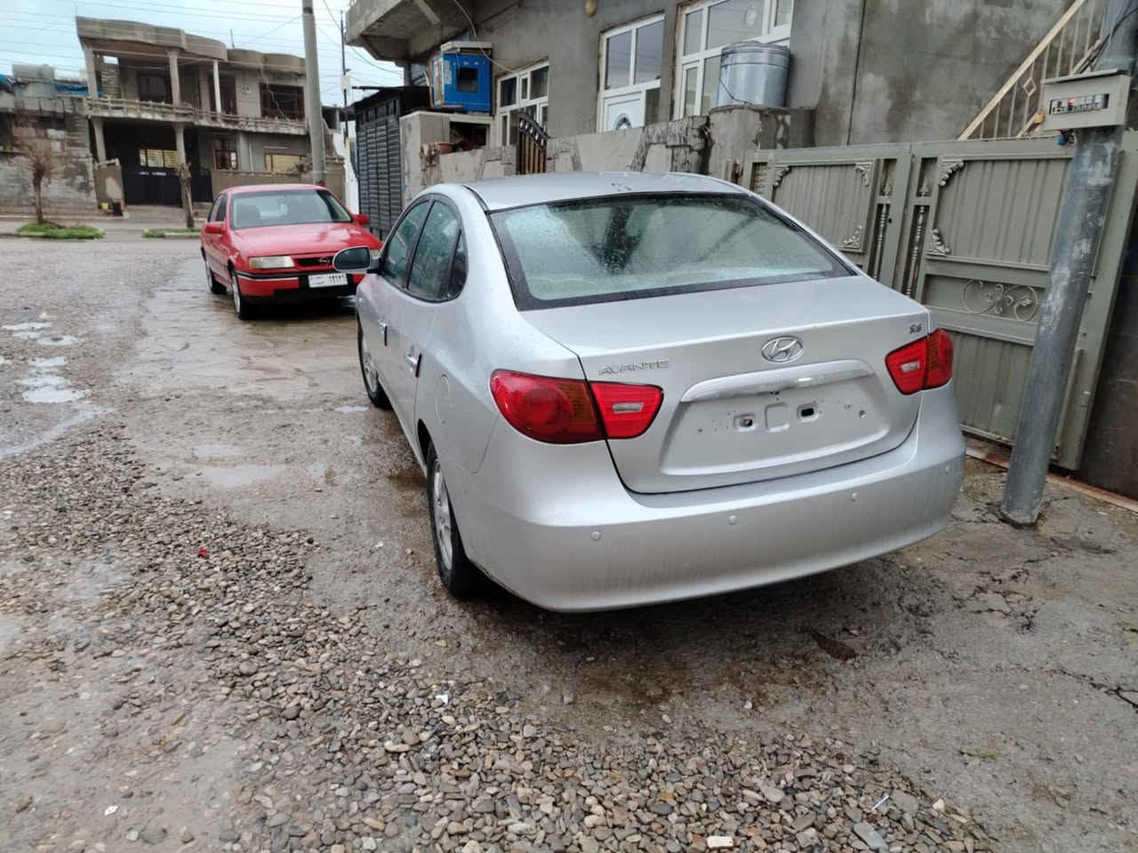 ئاڤانتی 2007  بڕاوە  تەبرید لەمس کوشن هیتەر فولە بێ سڵایت بەشەرتی کەڤەرو سەقف ژەنگ بێ تەقەو ڕەقە بێ جاڵو شوخت 
شوێن شارەزوور .
ژمارەی خاوەنی،
***********   ***********
