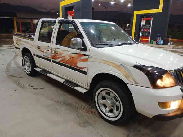 ***********اسيا***********گونا موديل 2009مه نه فيستاسلي بي بوياخ بي قپوقوپ بي خايس كيرومه كينه اكسل شانسي 4تايه ي لوك نمونه يه هه مووكياني به شه رت وه كووينه كان جوانه 40 رانية
