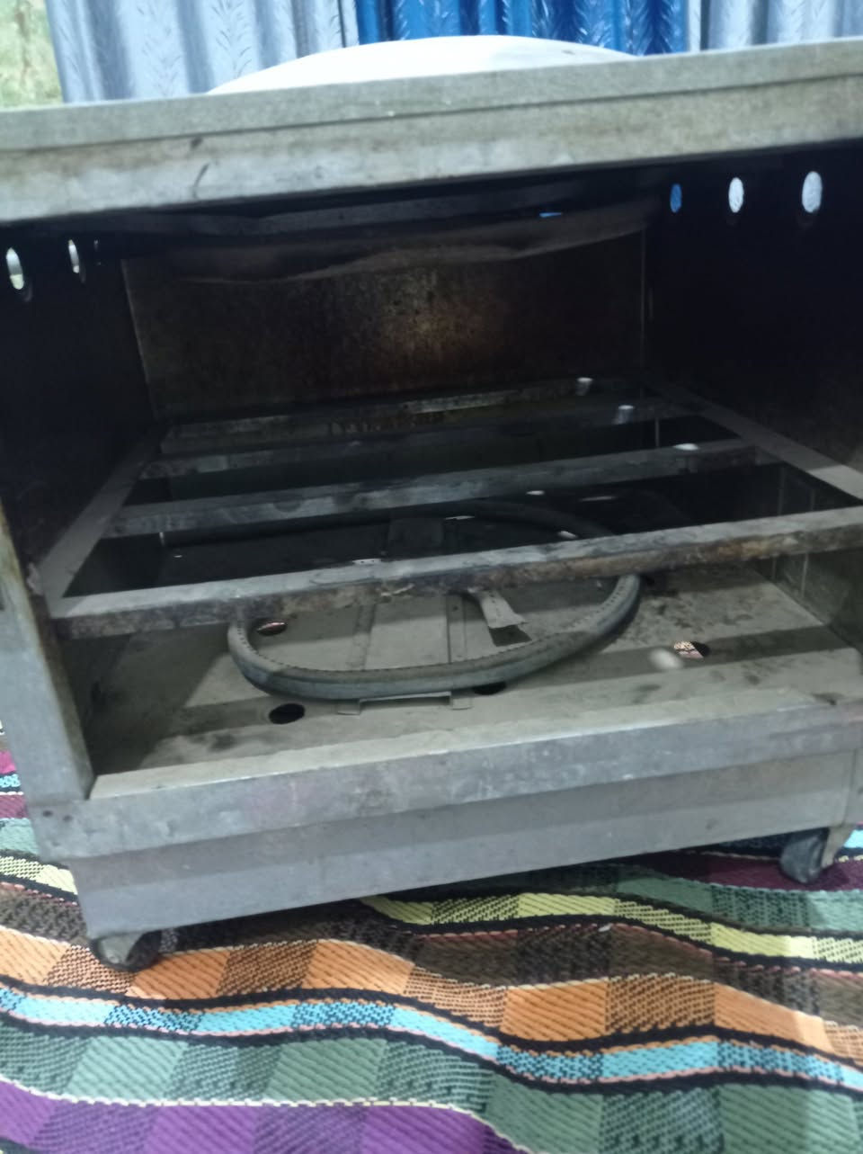 السلام عليكم فرن نضيف وشغال ما مستخدم هواي


**إذا كنت صاحب هذا الإعلان وتريد حذفه لأي سبب، رجاءا أرسل رسالة إلى الدعم الفني**