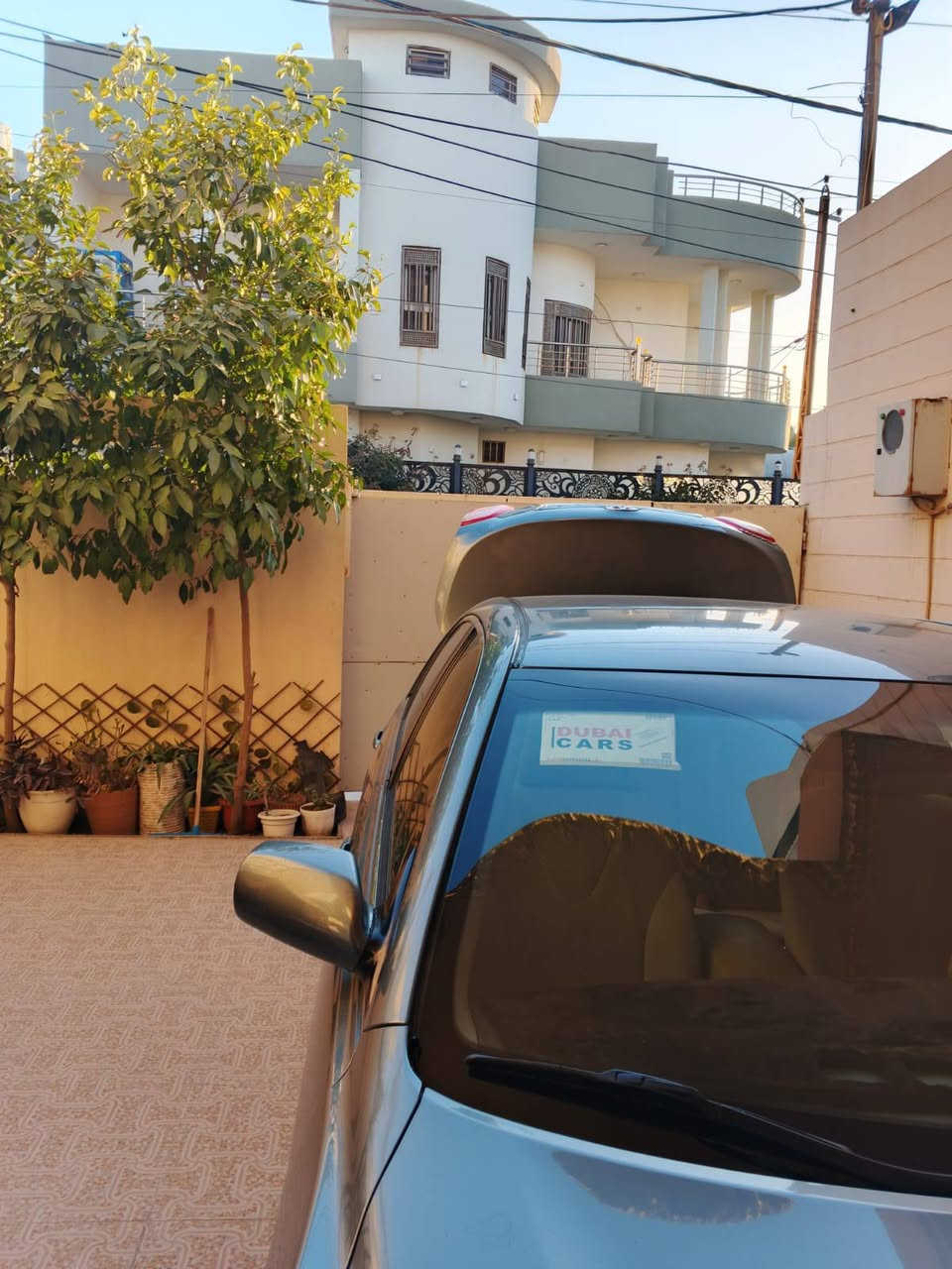 السلام عليكم كامري كندي 2009 للبيع سعر 115 بيه مجال بسيط رقم اربيل الدولي بسمي سياره جاهزه من كل شي بيه صبخ خشم الجاملغ طرف السايق مكاني كركوك السياره حيل نضيفه ***********
