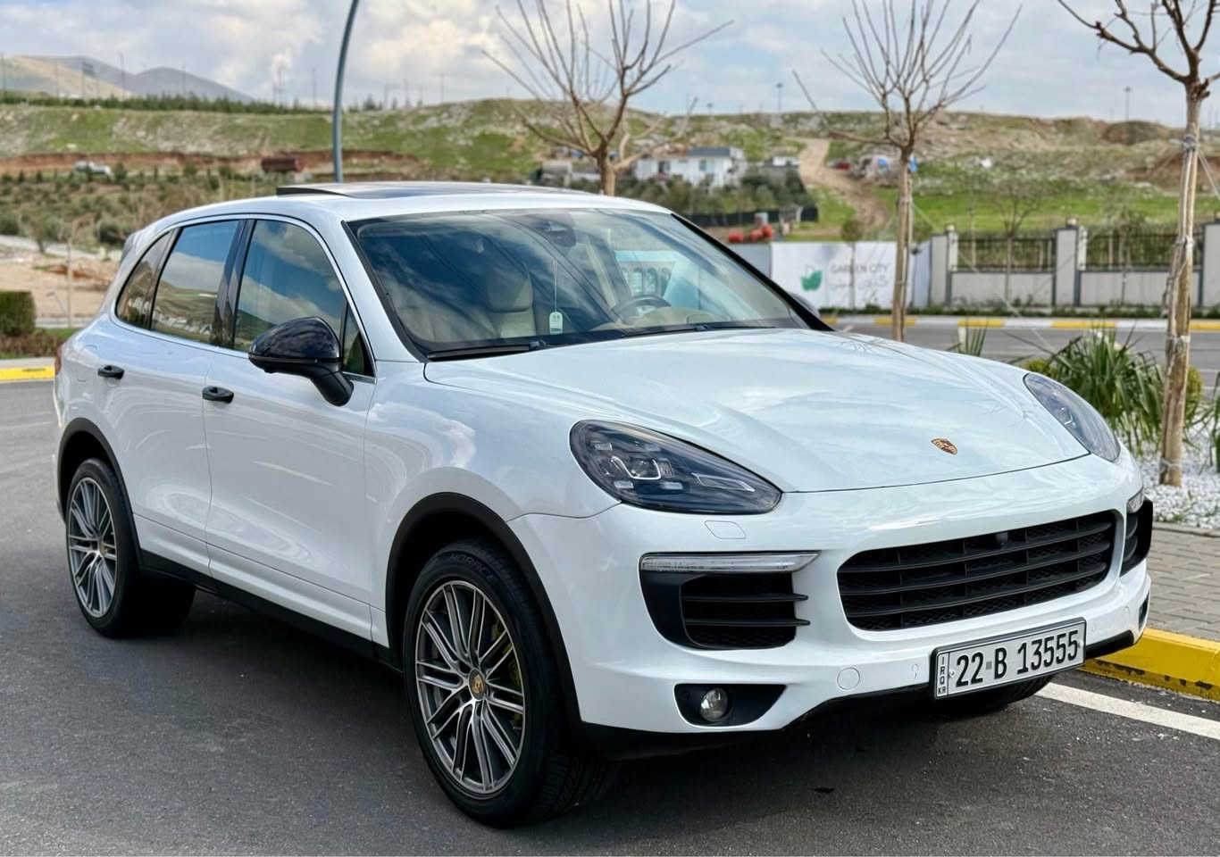 بسم الله الرحمن الرحيم

بورش كايان  S  ٢٠١٧

سعر سياره مناسب مستحيل بورش كابان ٢٠١٧ بي سعر ٢٢٨ ورقه

فول فول مواصفات

٦ سلندر توين توربو 
بانوراما
مراية رادار
حساس الخلفي امامي
٥ كاميرا ٣٦٠ درجه
شاشه و ستيرن كارباو ستيرن هيتر
اوتو ستوب
دبلات سبورت
دواخل كريمي ١٠٠/١٠٠
كشن جلد و كارباوخزن
كشن تدفية وتبريد
تبريد مركزي
٧٧ الف ماشي
فور ويل 4x4
رادارات قياده
لايد ليد و ٤ عدصه
بصمه تشغيل
بريك بصمه
ابوا بصمه 
صندوق شفت
مواصفات بورش معروفه ................
گيرو محرك بشرت مكفوله مامفتوح تبريد وتدفية تاقم صدر كله بشرت مكفوله كفاله عام گير محرك تاقم صدر كله بشرت

سياره حادث خفيف مابيها دواخل ٣ قطعه بس كلير رقم شاصي موجوده بي ناشر شوف صور حادث تدلل

سياره رقم اربيل تحويل مباشر مكان سليماني 

سعر سياره مناسب ماكو بورش ٢٠١٧ بي سعر ٢٢٨ ورقه مجال

***********   
                                                 ***********٤ عربی

*****************************************************
PORSCHE CAYANNE S  2017

فول فول مواصفات

٦ بستون توين توربو
بانوراما
رادارى بيشه و خه تى جاده
رادارى ئاوينه
بيش و دوا حاسه
٥ كاميراو ٣٦٠ بله
شاشه و كاميرا
سوكان كاره با سوكان هيتر
مودى ليخورين SPORT _SPORT PLAS
٧٧ هه زار روشتوه
اوتو ستوب
ده بله كانى سبورت
ناو كريمى تازه يه ١٠٠/١٠٠
كوشن جلدو كاره باوخزن
كوشن ساردو گه رم
ته بريد مه ركه زى
لا يت ليد و عدصه 
بصمه و سنوق شفت
ده رگا بصمه
مواصفاتى بورش معروفه ..............
گيرو مه كينه به شه رت نه كراوه ته و بى نوقسانيه ته بريدو گه رمى و تاقم بيش و دواى به شه رت الحمدلله

سه ياره كه امريكيه حاديثه ى زورخه فيفه بى ناوكرتن ٣ بارجه ى بوياغه بى ناوكرتن بى ده عم

تحويل به شه رت رقه م هه وليره سه ياره كه له سليمانيه

سعرى ٢٢٨ ورقه مجال 

***********  کوردی

*********** عربي السليمانية, العراق
