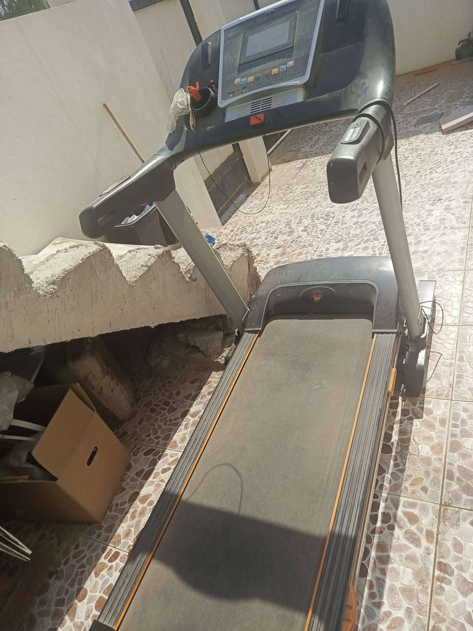 جهاز ركض للبيع جديد سعرها 200الف وبي مجال للستفسار مراسلة الصفحه او اتصال عالرقم 📞📞 ***********
