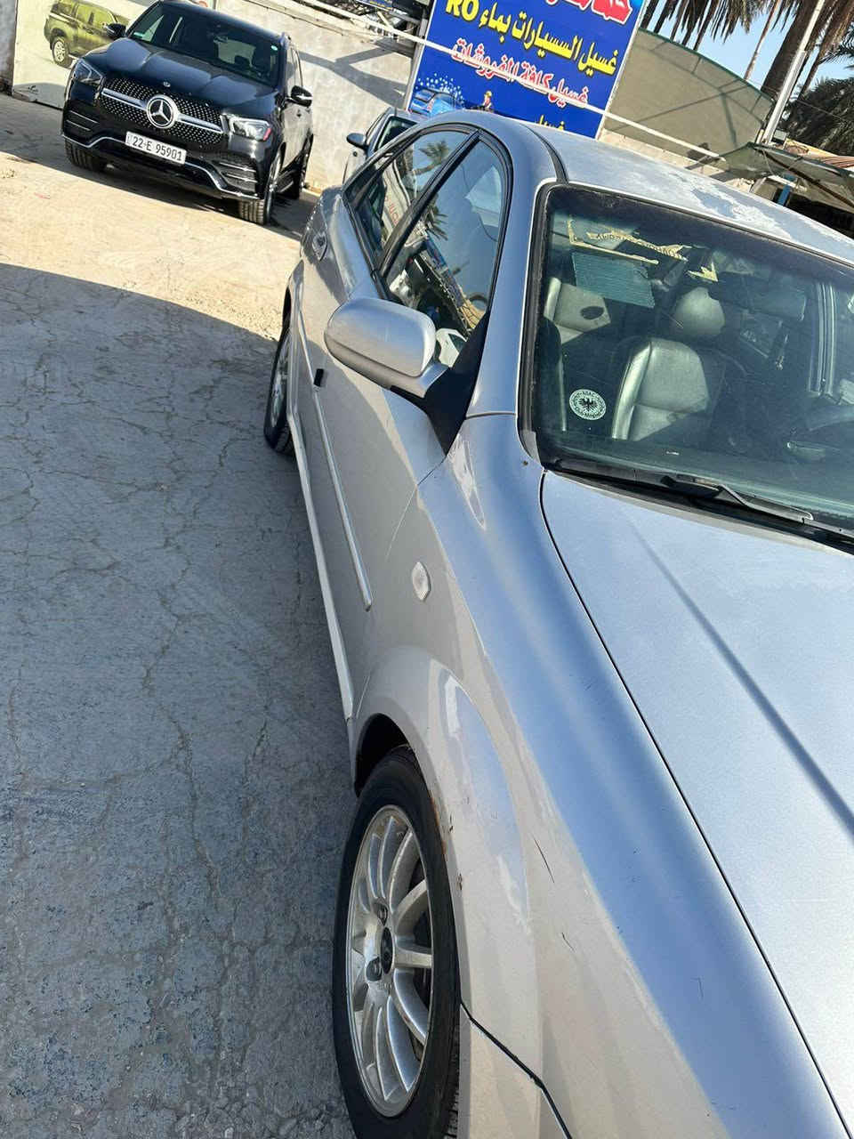 السلام عليكم 
دايو شكل اوبترا 
مكينه كير تبريد خير من الله 
موديل ٢٠٠٨ رقم قادسيه بسمي 
بيها جراد كم قطعه 
مكان السياره ديوانيه للستفسار خاص او ع الرقم 
*********** ديوانية, القادسية
