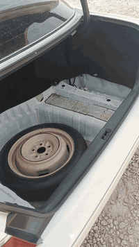 السلام عليكم ملكه دكمتين شاصي 71 ديفور الزغير السياره جديده فوك متصور السعر (150) وبيه مجال اصل كرستال ارايل كرستال خلفي امامي 
منضومه زنون اصلي عالي ناصي 
دمام +برده خلفيه 
السياره بسمي مداور ثاني يوم كامله مناقصه برغي 
*********** بي واتساب
