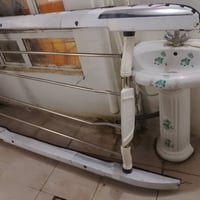 سڵــاو ئەوبانە فاڕە بۆفرۆشتن  شوێنی  گوڵۆپەکانی ئیشدەکات  .....ئەونیکڵ...