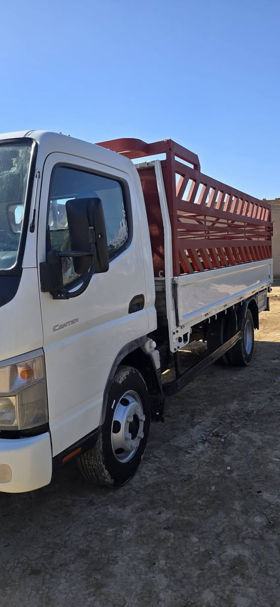 السلام عليكم 
كنتر للبيع 2011 كفاله عامه رقم بابل 
للاستفسار ***********
