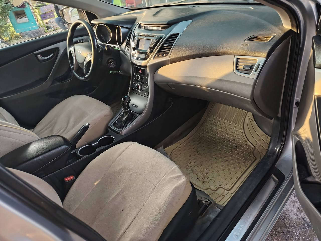 البيع النتره موديل ١٥ رقم بغداد دولي المتدد ماشيه ١٤٤ حدثها جاملغ وبنيد بدون دواخل سعر ١١٣ مجال قليل ***********
