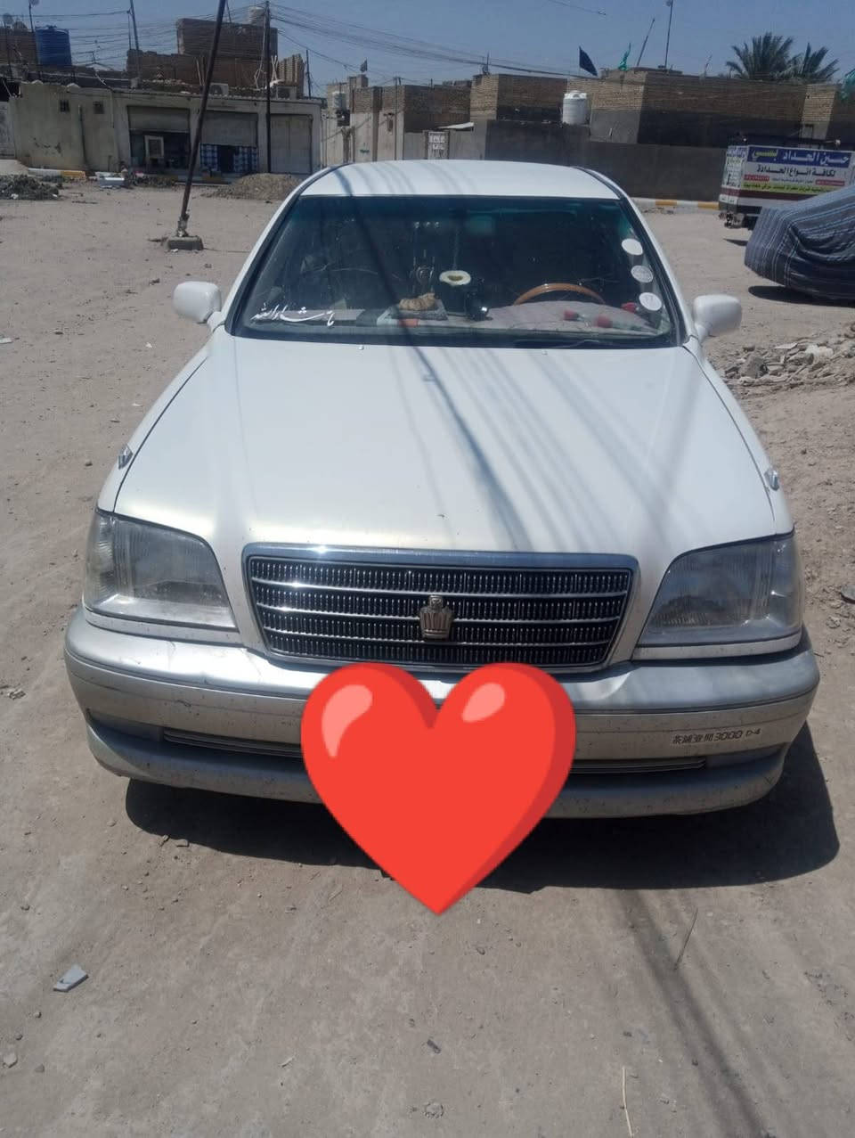 السلام عليكم ورحمة الله وبركاته
ملكه 2003 
كصة جنطه مكينة VVt مكينه وكير كفاله بيها نقص غاز تبريد 
متومه بصره سنويه عاج وارقام اصليات  للـ 28 
مكان الناصريه سعرها 32 وبيها مجال رقم ***********
