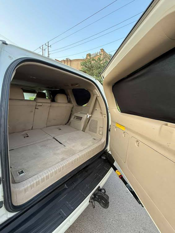 السلام عليكم برادو للبيع موديل 2013 محدثه 2017 جديده السياره فول مواصفات فتحه ثلاجه كشن جلد حساس دفع رباعي مرايه شفط تحكم ستين مثبت سرعه تخم تاير جديد السياره سبعه راكب محرك 6سلندر السياره باسمي رقم اربيل لا ستفسار ***********
